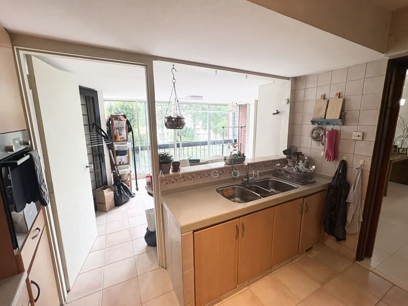 Faber Garden Condominium, 8 Angklong Lane, 3 Bedrooms, 1,873 sqft, Condominium For Sale, by May Goh, 500152632 - Kitchen - PropertyGuru.com.sg