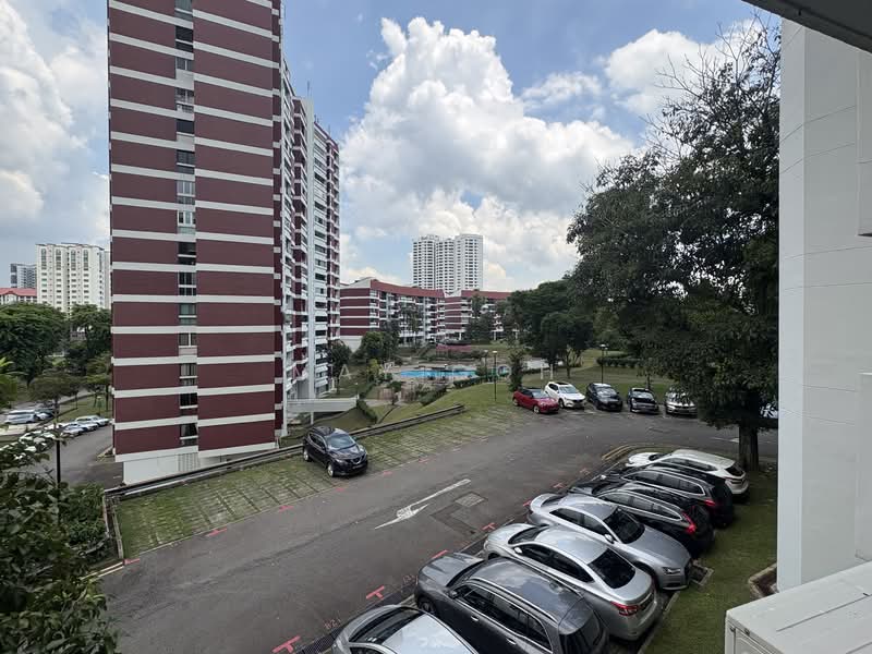 Faber Garden Condominium, 8 Angklong Lane, 3 Bedrooms, 1,873 sqft, Condominium For Sale, by May Goh, 500152632 - Aplenty of car park lots / space - PropertyGuru.com.sg
