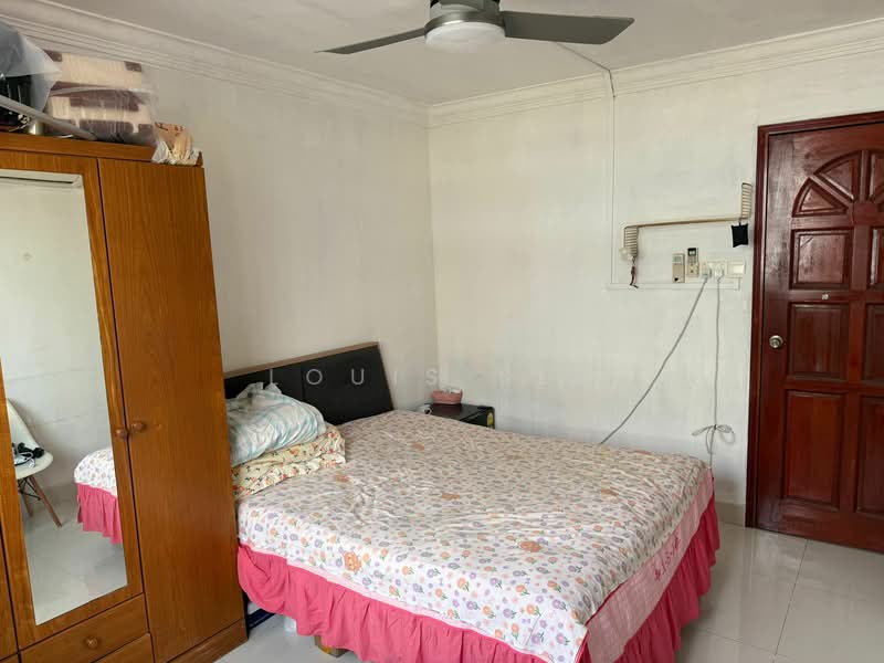 515 Hougang Avenue 10, 515 Hougang Avenue 10, 3 Bedrooms, 1,119 sqft, HDB Flat For Sale, by Louis See, 500152633 - Bedroom - PropertyGuru.com.sg