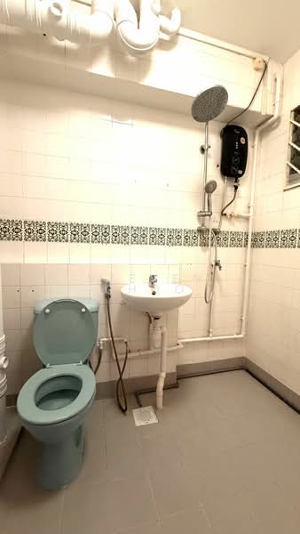 487 Pasir Ris Drive 4, 487 Pasir Ris Drive 4, 3 Bedrooms, 1,119 sqft, HDB Flat For Rent, by Steven Choo, 500152636 - Bathroom - PropertyGuru.com.sg