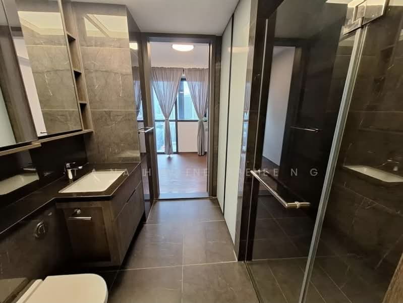 The M, 30 Middle Road, 2 Bedrooms, 527 sqft, Condominium For Rent, by Alvin Kee, 500152649 - Bathroom - PropertyGuru.com.sg