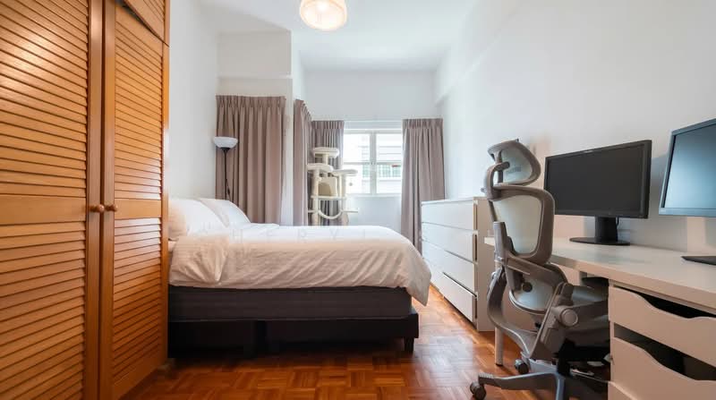 Ville Royale, 310 River Valley Road, 3 Bedrooms, 1,044 sqft, Apartment For Rent, by Cheryl Soh, 500152654 - Master Bedroom - PropertyGuru.com.sg