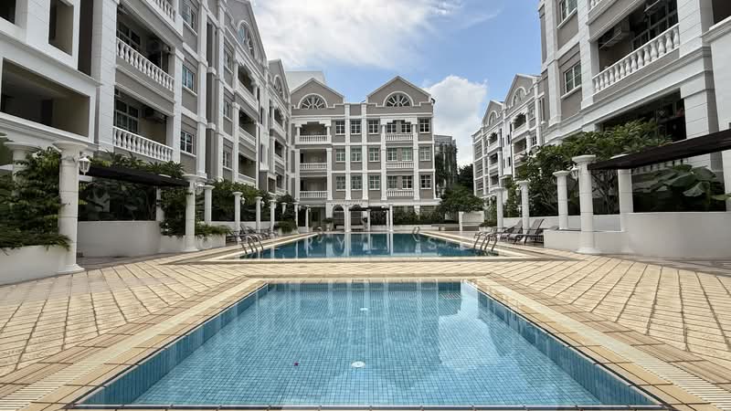 Ville Royale, 310 River Valley Road, 3 Bedrooms, 1,044 sqft, Apartment For Rent, by Cheryl Soh, 500152654 - Pool - PropertyGuru.com.sg