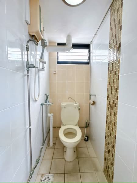 42 Bedok South Road, 42 Bedok South Road, 3 Bedrooms, 904 sqft, HDB Flat For Sale, by Tracy Lai, 500152656 - PropertyGuru.com.sg