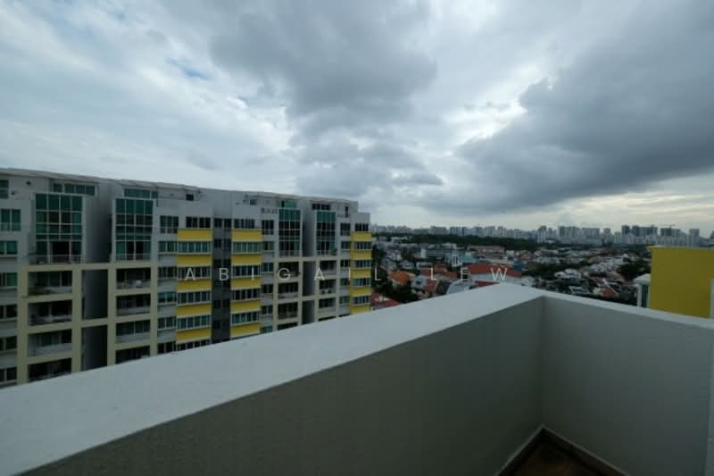 Sunglade, 9 Serangoon Avenue 2, 4 Bedrooms, 1,776 sqft, Condominium For Sale, by Abigail Lew, 500152663 - PropertyGuru.com.sg