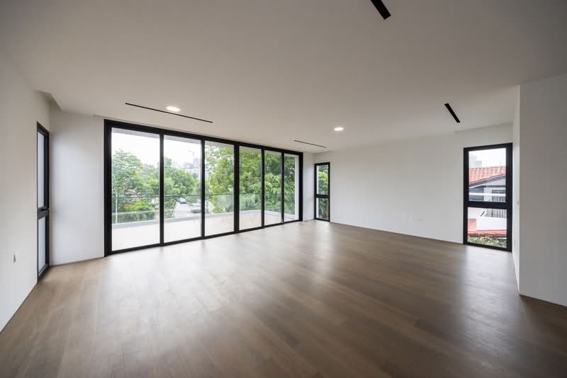8 Grove Drive, , 5 Bedrooms, 12,110 sqft, Detached House For Sale, by Donavan Tan, 500152679 - Living Room - PropertyGuru.com.sg