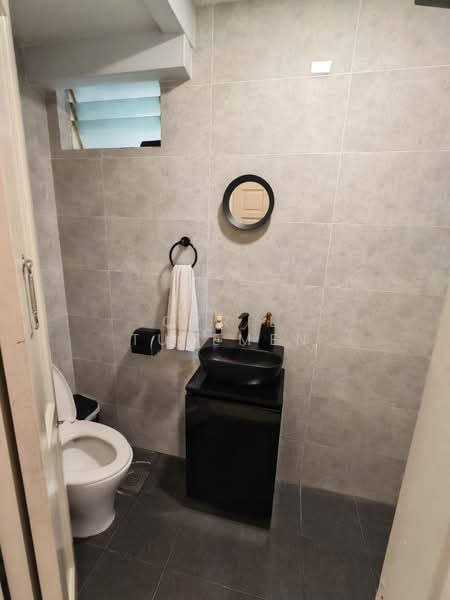 Elias Green, , 3 Bedrooms, 1,550 sqft, Condominium For Rent, by Cyril Tuzemen, 500152686 - Bathroom - PropertyGuru.com.sg