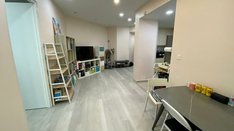 Oleander Towers, 913 Lorong 1 Toa Payoh, 3 Bedrooms, 1,151 sqft, Apartment For Sale, by Yeo Tong Boon, 500152690 - Living Room - PropertyGuru.com.sg