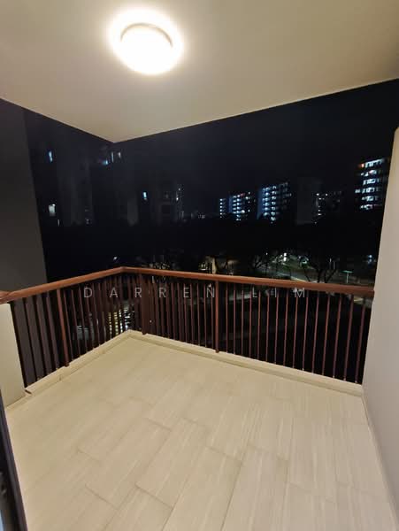 Lakeville, 1 Jurong Lake Link, 2 Bedrooms, 635 sqft, Condominium For Rent, by Darren Lim, 500152692 - Balcony - PropertyGuru.com.sg