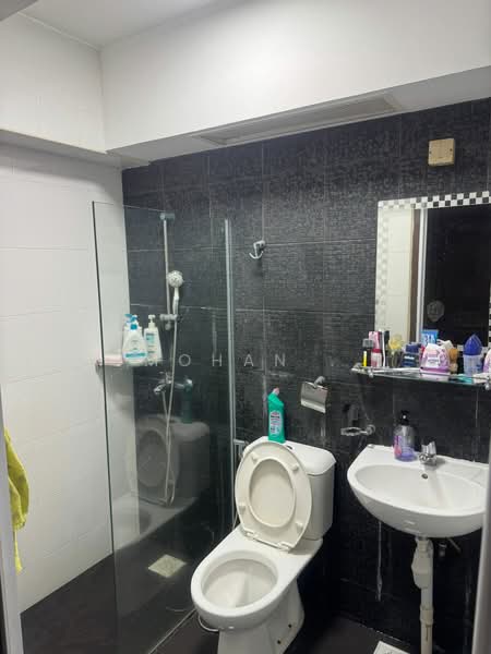 510A Wellington Circle, 510A Wellington Circle, Room Rental, 1,095 sqft, HDB Flat For Rent, by MOHAN ., 500152694 - Bathroom - PropertyGuru.com.sg
