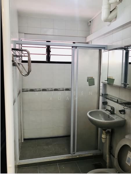 161 Bishan Street 13, 161 Bishan Street 13, Room Rental, 150 sqft, HDB Flat For Rent, by Shirleen Kuah, 500152698 - Bathroom - PropertyGuru.com.sg
