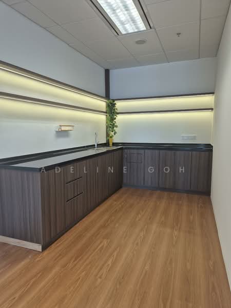 Bugis Junction Towers Office - 3725SF - Can Be Fiited Or Bare - High Ceiling - Immediate, Victoria Street, 3,725 sqft, Office For Rent, by Adeline Goh, 500152702 - Kitchen - CommercialGuru.com.sg