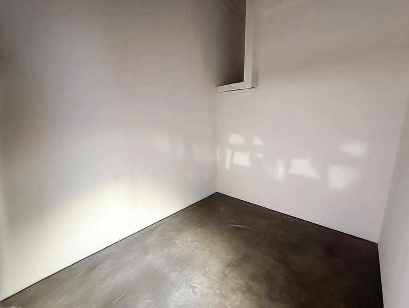 Ark @ Gambas, 7 Gambas Avenue, 1,690 sqft, Light Industrial (B1) For Sale, by Sheryl Koh, 500152711 - Store room - CommercialGuru.com.sg