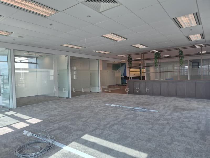 Bugis Junction Tower Office - 2895SF - Lobby Frontage - Can Be Fitted Or Bare - Immediate, Victoria Street, Beach Road / Bugis / Rochor, 2,895 sqft, Office For Rent, by Adeline Goh, 500152716 - Interior - CommercialGuru.com.sg