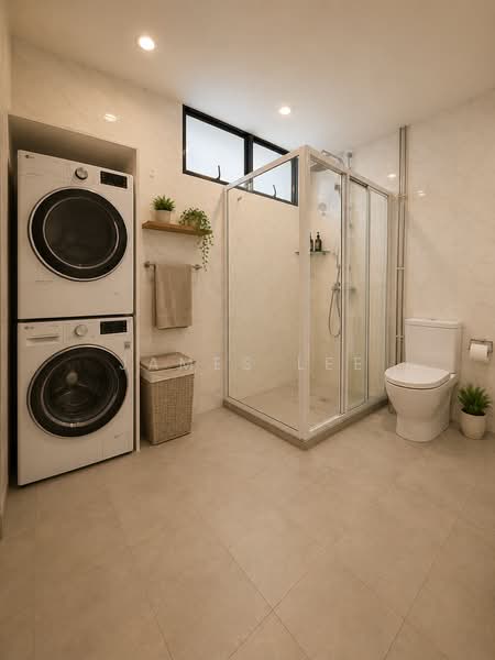 Fernwood Towers, 26 Fernwood Terrace, Room Rental, 250 sqft, Condominium For Rent, by James Lee, 500152727 - Bathroom - PropertyGuru.com.sg