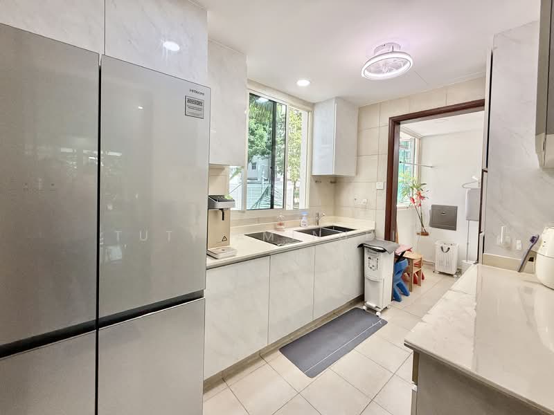 Rio Vista, 26 Upper Serangoon View, 3 Bedrooms, 1,600 sqft, Condominium For Rent, by Tuty Aminudin, 500152729 - Kitchen - PropertyGuru.com.sg