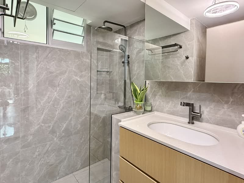 Rio Vista, 26 Upper Serangoon View, 3 Bedrooms, 1,600 sqft, Condominium For Rent, by Tuty Aminudin, 500152729 - Bathroom - PropertyGuru.com.sg