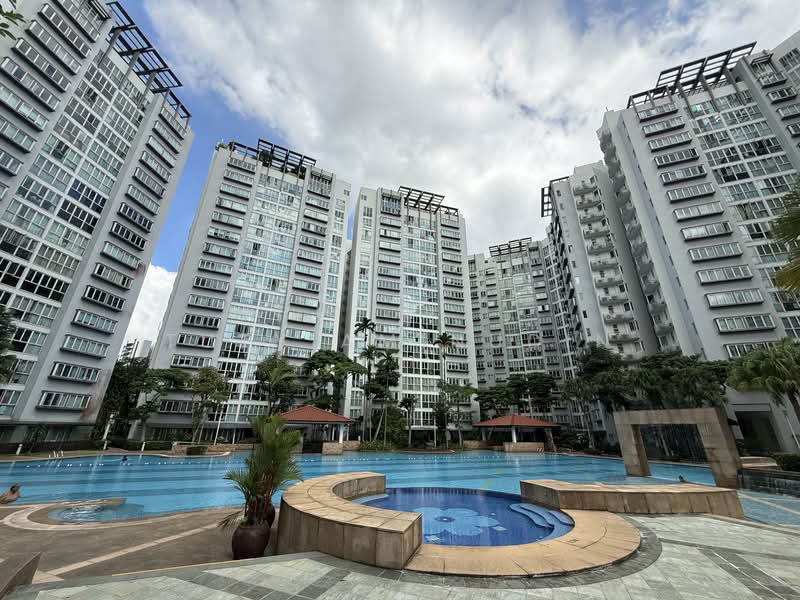 Rio Vista, 26 Upper Serangoon View, 3 Bedrooms, 1,600 sqft, Condominium For Rent, by Tuty Aminudin, 500152729 - Exterior - PropertyGuru.com.sg
