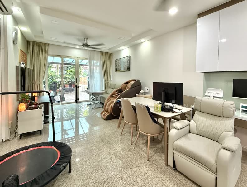 Rio Vista, 26 Upper Serangoon View, 3 Bedrooms, 1,600 sqft, Condominium For Rent, by Tuty Aminudin, 500152729 - Living Room - PropertyGuru.com.sg