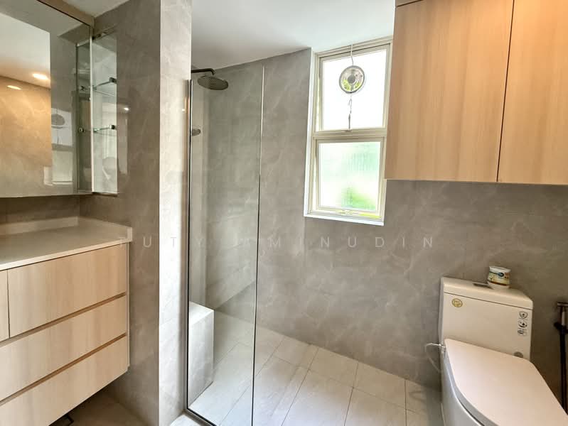 Rio Vista, 26 Upper Serangoon View, 3 Bedrooms, 1,600 sqft, Condominium For Rent, by Tuty Aminudin, 500152729 - Master Bathroom - PropertyGuru.com.sg