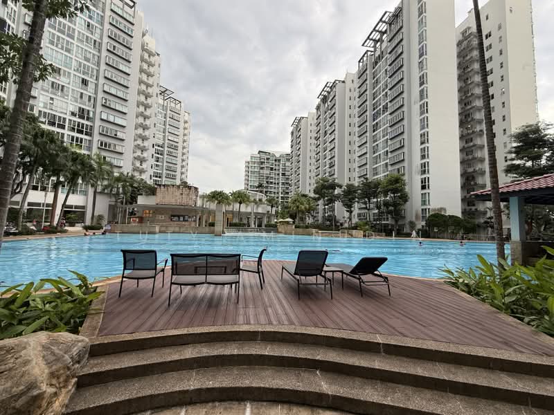 Rio Vista, 26 Upper Serangoon View, 3 Bedrooms, 1,600 sqft, Condominium For Rent, by Tuty Aminudin, 500152729 - Exterior - PropertyGuru.com.sg