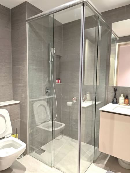 Sengkang Grand Residences, 74 Compassvale Bow, Room Rental, 120 sqft, Condominium For Rent, by Steven Choo, 500152738 - Bathroom - PropertyGuru.com.sg