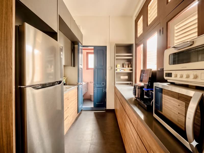 Conservation Shophouse Office Unit For Rent, Ann Siang Road | Amoy Street | Telok Ayer Street, 1,220 sqft, Office For Rent, by SEAH GEOK MING TOSHIE, 500152739 - Kitchen - CommercialGuru.com.sg