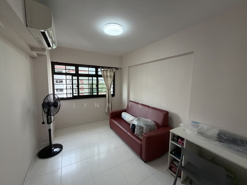 508B Wellington Circle, 508B Wellington Circle, 3 Bedrooms, 990 sqft, HDB Flat For Rent, by Lynn Yeoh, 500152750 - Living Room - PropertyGuru.com.sg