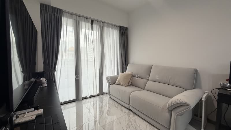 The Landmark, 173 Chin Swee Road, 2 Bedrooms, 678 sqft, Condominium For Sale, by Jolene See, 500152756 - Living Room - PropertyGuru.com.sg