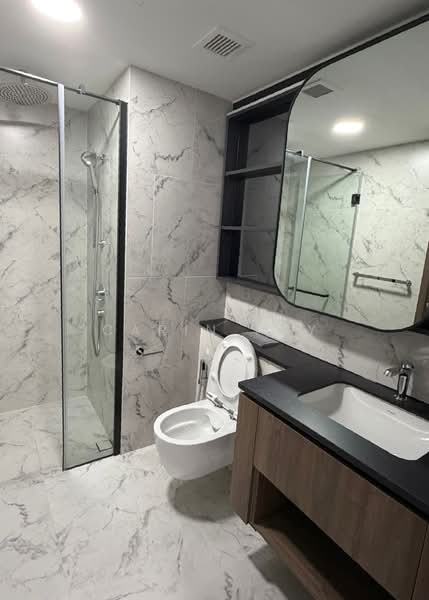 Sceneca Residence, Tanah Merah Kechil Link, 1 Bedroom, 463 sqft, Condominium For Sale, by Carin Pay, 500152763 - Bathroom - PropertyGuru.com.sg