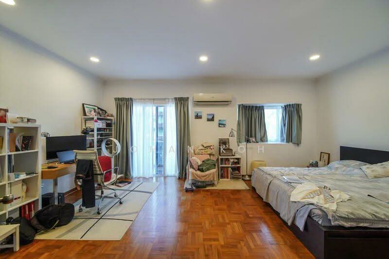 ⭐️Starbuy 2 sty Semi-D⭐️Prime Goodman Area⭐️ Only $23xx psf ⭐️Wide Frontage, Goodman Road Parkstone Road Poole Road Wareham Road Boscombe Road, 4 Bedrooms, 3,000 sqft, Semi-Detached House For Sale, by Johan Koh, 500152765 - Bedroom - PropertyGuru.com.sg