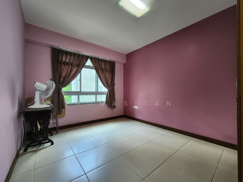 208A Compassvale Lane, 208A Compassvale Lane, 3 Bedrooms, 990 sqft, HDB Flat For Sale, by Thomas Tan, 500152767 - Bedroom - PropertyGuru.com.sg