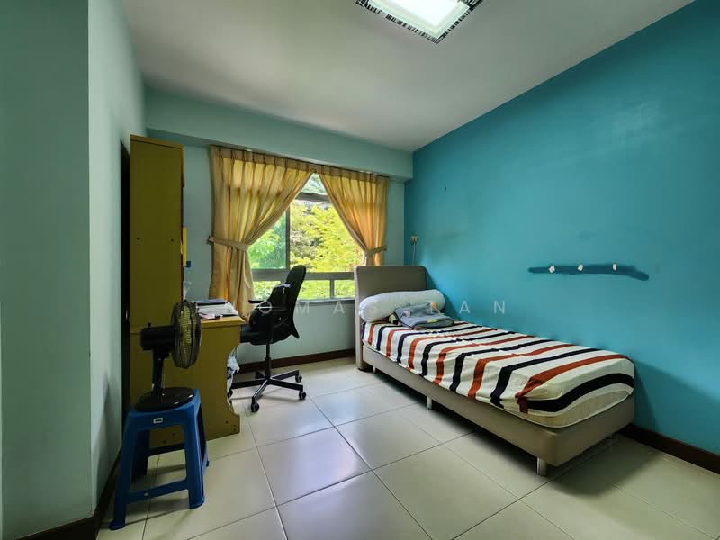 208A Compassvale Lane, 208A Compassvale Lane, 3 Bedrooms, 990 sqft, HDB Flat For Sale, by Thomas Tan, 500152767 - Bedroom - PropertyGuru.com.sg
