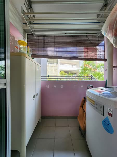 208A Compassvale Lane, 208A Compassvale Lane, 3 Bedrooms, 990 sqft, HDB Flat For Sale, by Thomas Tan, 500152767 - Balcony - PropertyGuru.com.sg