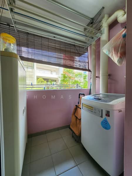 208A Compassvale Lane, 208A Compassvale Lane, 3 Bedrooms, 990 sqft, HDB Flat For Sale, by Thomas Tan, 500152767 - Balcony - PropertyGuru.com.sg