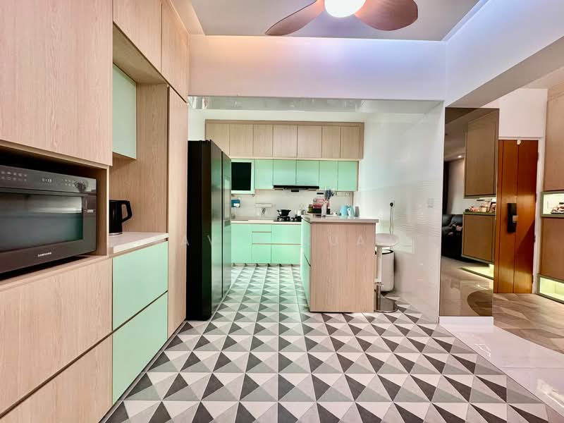 439B Bukit Batok West Avenue 8, 439B Bukit Batok West Avenue 8, 3 Bedrooms, 1,001 sqft, HDB Flat For Sale, by Kavin Kuah, 500152770 - Kitchen - PropertyGuru.com.sg