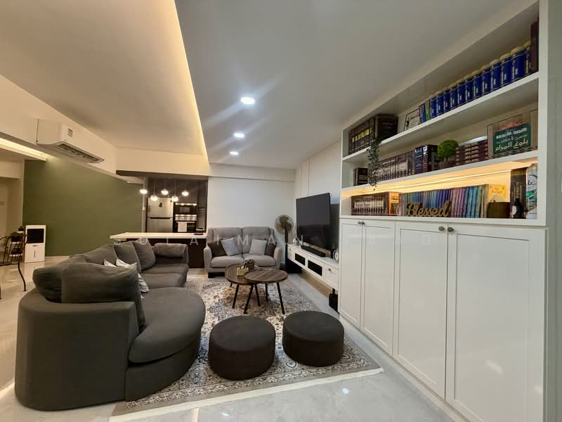 443 Jurong West Avenue 1, 443 Jurong West Avenue 1, 3 Bedrooms, 1,453 sqft, HDB Flat For Sale, by Sulaiman Saad, 500152787 - Living Room - PropertyGuru.com.sg