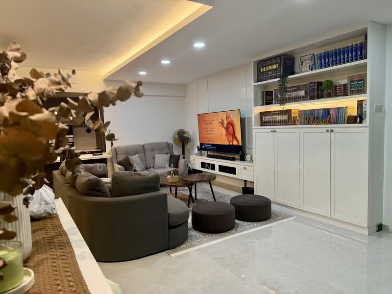 443 Jurong West Avenue 1, 443 Jurong West Avenue 1, 3 Bedrooms, 1,453 sqft, HDB Flat For Sale, by Sulaiman Saad, 500152787 - Living Room - PropertyGuru.com.sg