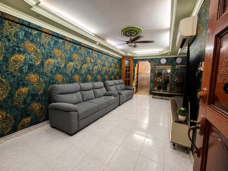 828 Tampines Street 81, 828 Tampines Street 81, 2 Bedrooms, 721 sqft, HDB Flat For Sale, by SJ Leong, 500152793 - Living Room - PropertyGuru.com.sg