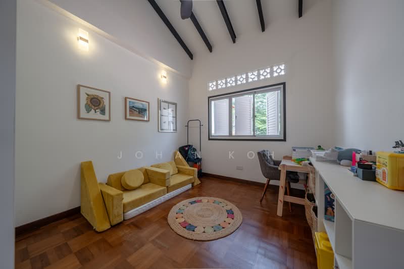 Exclusive ⭐️2 Sty Katong Joo Chiat Terrace⭐️Renovated Colonial Style ⭐️Move in condition, Everitt Road Langsat Road Lorong Changi Mangis Road Joo Chiat Terrace, 4 Bedrooms, 3,090 sqft, Terraced House For Sale, by Johan Koh, 500152797 - Study - PropertyGuru.com.sg
