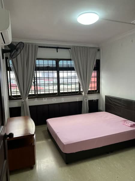 267 Toh Guan Road, 267 Toh Guan Road, 3 Bedrooms, 1,302 sqft, HDB Flat For Rent, by Amos Toh, 500152805 - Bedroom - PropertyGuru.com.sg