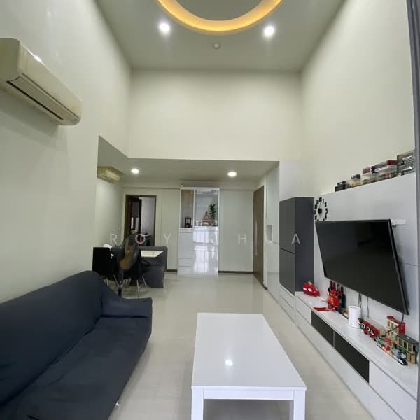Bellewoods, 100 Woodlands Avenue 5, 3 Bedrooms, 1,216 sqft, Executive Condominium For Sale, by Roy Chua, 500152811 - Living Room - PropertyGuru.com.sg