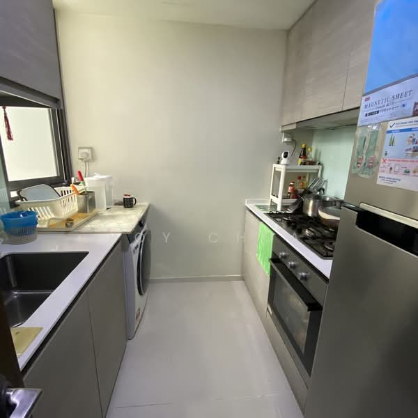 Bellewoods, 100 Woodlands Avenue 5, 3 Bedrooms, 1,216 sqft, Executive Condominium For Sale, by Roy Chua, 500152811 - Kitchen - PropertyGuru.com.sg
