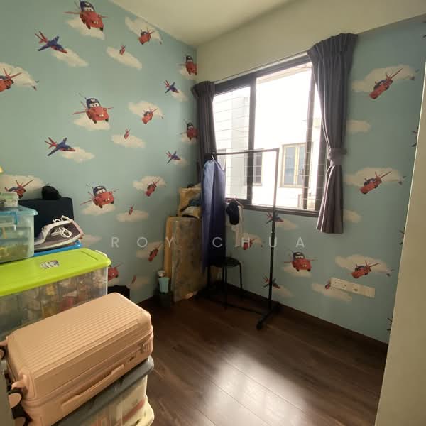 Bellewoods, 100 Woodlands Avenue 5, 3 Bedrooms, 1,216 sqft, Executive Condominium For Sale, by Roy Chua, 500152811 - Bedroom - PropertyGuru.com.sg
