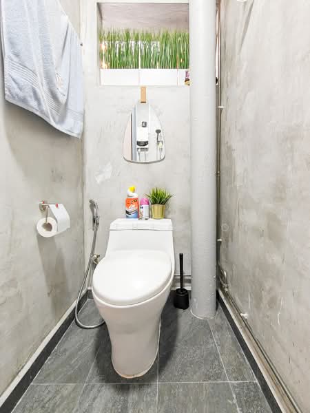 326 Yishun Ring Road, 326 Yishun Ring Road, 3 Bedrooms, 1,572 sqft, HDB Flat For Sale, by Cynthia Kor, 500152821 - Bathroom - PropertyGuru.com.sg