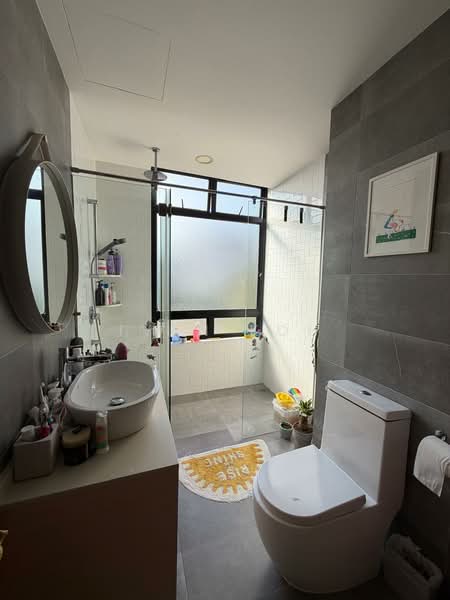 The Sterling, 1001 Bukit Timah Road, 3 Bedrooms, 1,410 sqft, Condominium For Sale, by Ivan Koh, 500152828 - Bathroom - PropertyGuru.com.sg