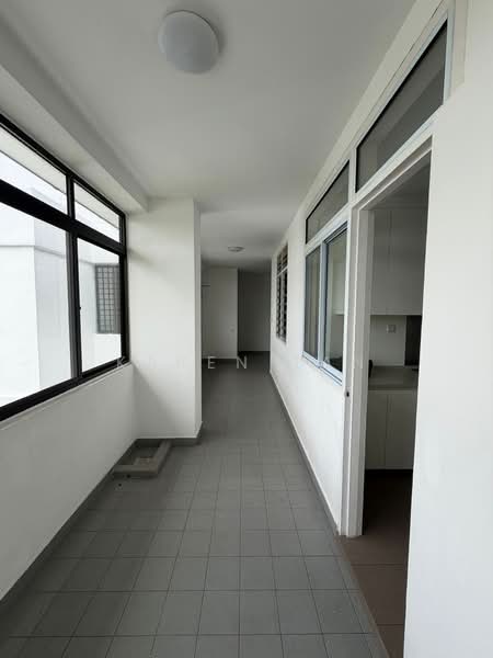 Astrid Meadows, 46 Coronation Road West, 4 Bedrooms, 3,800 sqft, Condominium For Sale, by Karen Tan, 500152830 - Corridor - PropertyGuru.com.sg