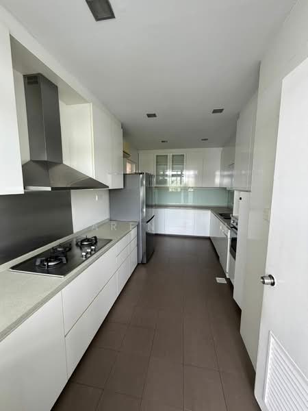 Astrid Meadows, 46 Coronation Road West, 4 Bedrooms, 3,800 sqft, Condominium For Sale, by Karen Tan, 500152830 - Kitchen - PropertyGuru.com.sg