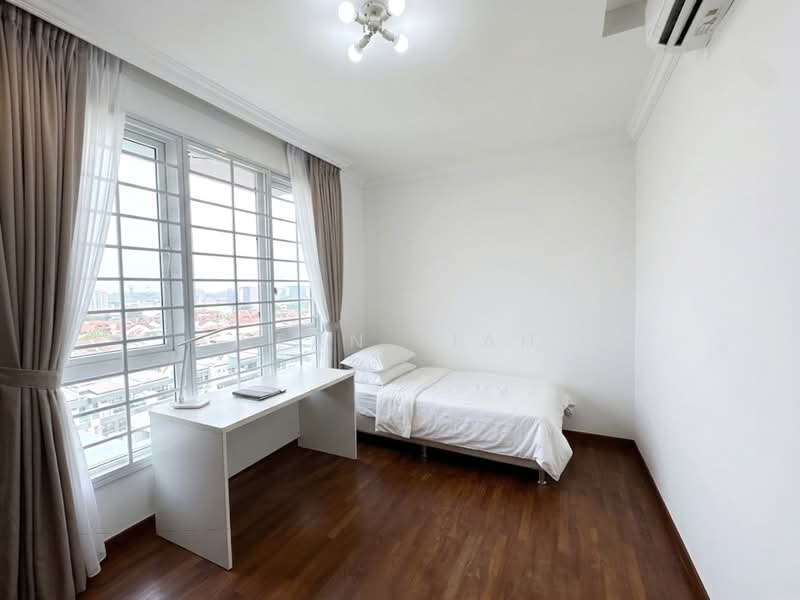 The Floravale, 218 Westwood Avenue, 3 Bedrooms, 1,292 sqft, Executive Condominium For Sale, by Sean Tiah, 500152840 - Bedroom - PropertyGuru.com.sg