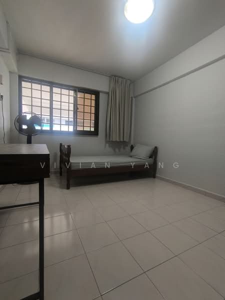 217 Jurong East Street 21, 217 Jurong East Street 21, Room Rental, 100 sqft, HDB Flat For Rent, by Vivian Yang, 500152841 - Bedroom - PropertyGuru.com.sg